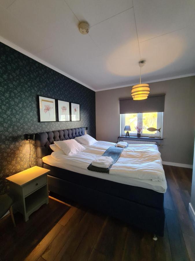Dala-Jaerna Hotell Och Vandrarhem Buitenkant foto