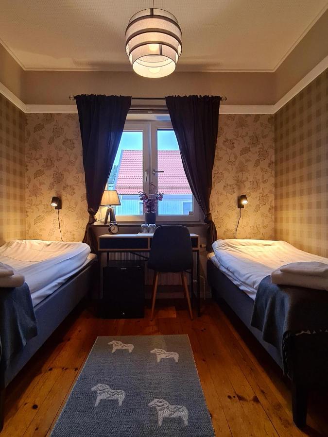 Dala-Jaerna Hotell Och Vandrarhem Buitenkant foto